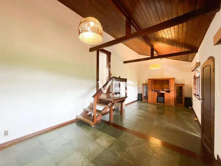 Foto 4 de Casa de Condomínio com 3 quartos à venda, 417m2 em Tijuca, Teresopolis - RJ