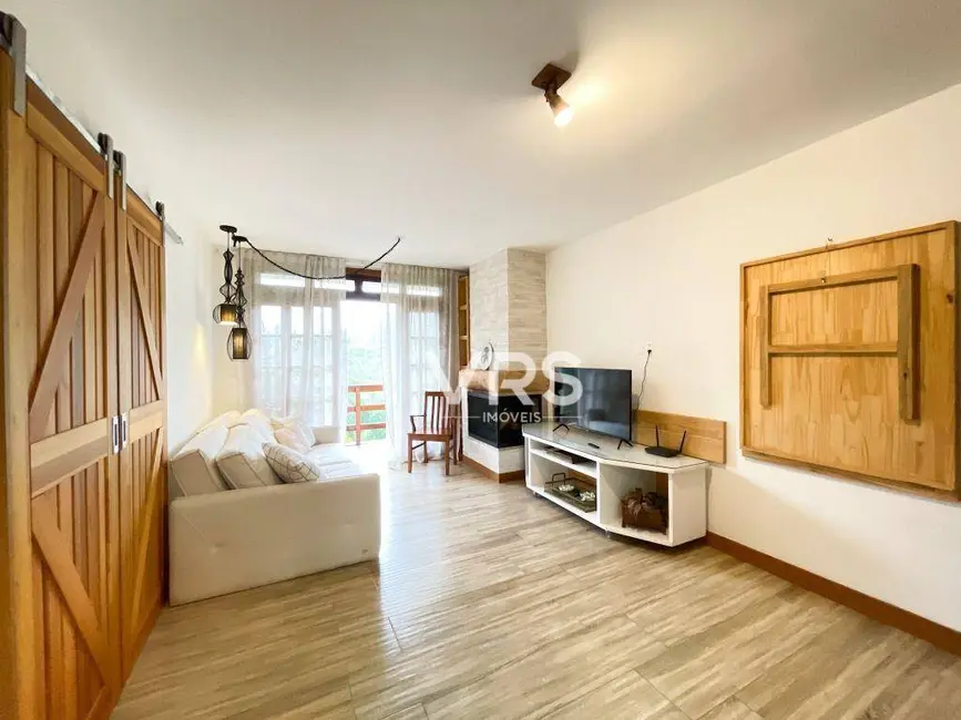 Foto 3 de Apartamento com 2 quartos à venda, 65m2 em Albuquerque, Teresopolis - RJ