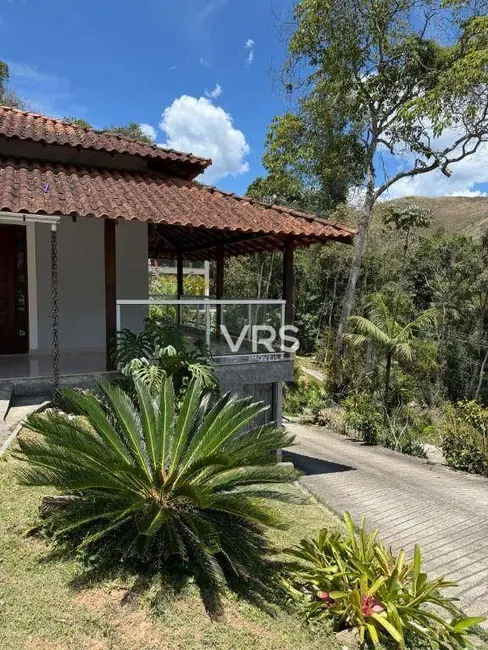 Foto 1 de Casa de Condomínio com 3 quartos à venda, 1074m2 em Pessegueiros, Teresopolis - RJ