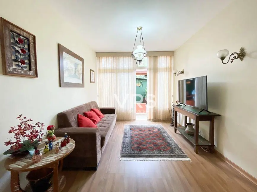 Casa de Condomínio com 3 quartos à venda, 130m2 em Alto, Teresopolis - RJ - imagem 6 Foto 6 de Casa de Condomínio com 3 quartos à venda, 130m2 em Alto, Teresopolis - RJ