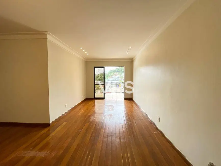 Foto 2 de Apartamento com 3 quartos à venda, 110m2 em Várzea, Teresopolis - RJ