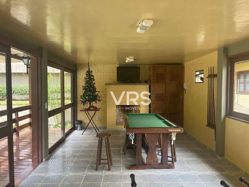 Foto 3 de Casa de Condomínio com 1 quarto à venda, 5652m2 em Golfe, Teresopolis - RJ