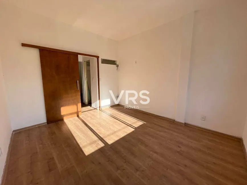 Foto 2 de Apartamento com 1 quarto para alugar, 31m2 em Várzea, Teresopolis - RJ