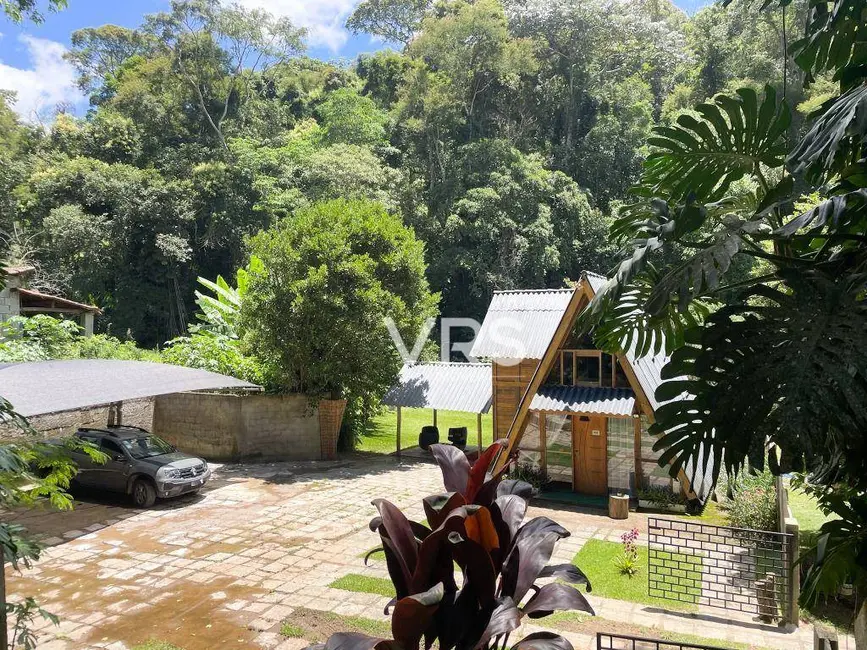 Foto 2 de Casa com 1 quarto para alugar, 100m2 em Jardim Salaco, Teresopolis - RJ
