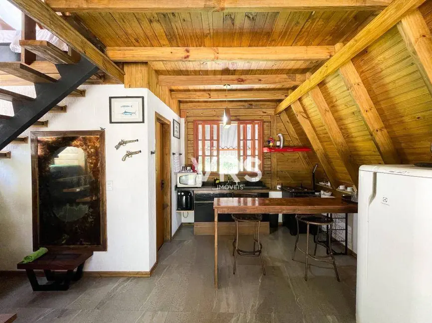 Foto 5 de Casa com 1 quarto para alugar, 100m2 em Jardim Salaco, Teresopolis - RJ