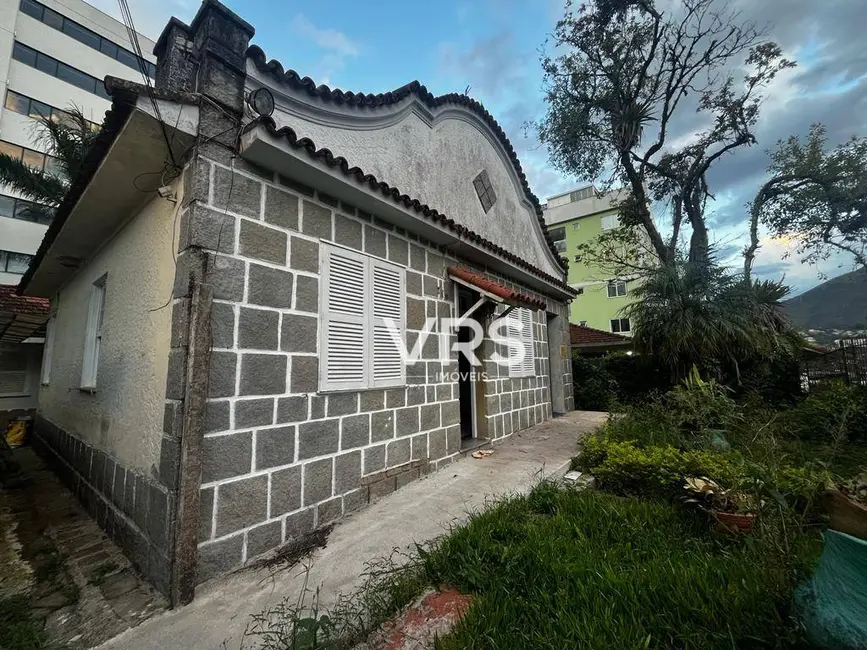 Foto 1 de Casa com 2 quartos à venda, 465m2 em Alto, Teresopolis - RJ