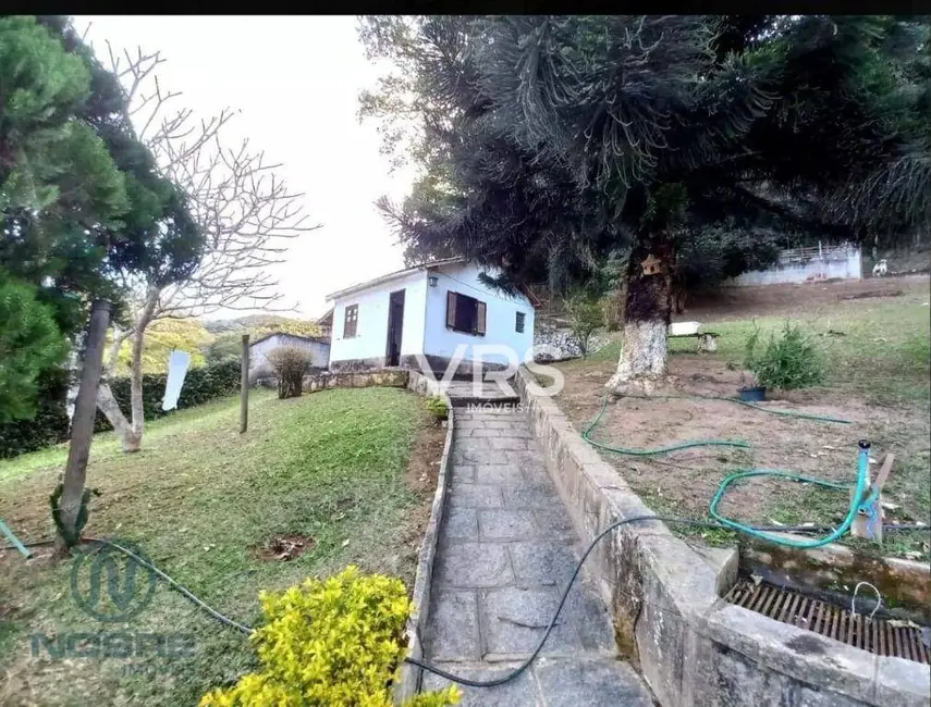 Foto 3 de Sítio / Rancho com 3 quartos à venda, 3784m2 em Pessegueiros, Teresopolis - RJ