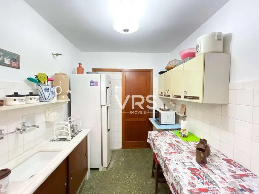 Casa com 3 quartos à venda, 346m2 em Vale do Paraíso, Teresopolis - RJ - imagem 7 Foto 7 de Casa com 3 quartos à venda, 346m2 em Vale do Paraíso, Teresopolis - RJ
