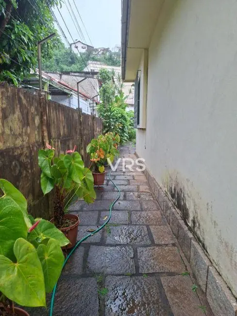 Foto 3 de Casa com 3 quartos à venda, 346m2 em Vale do Paraíso, Teresopolis - RJ