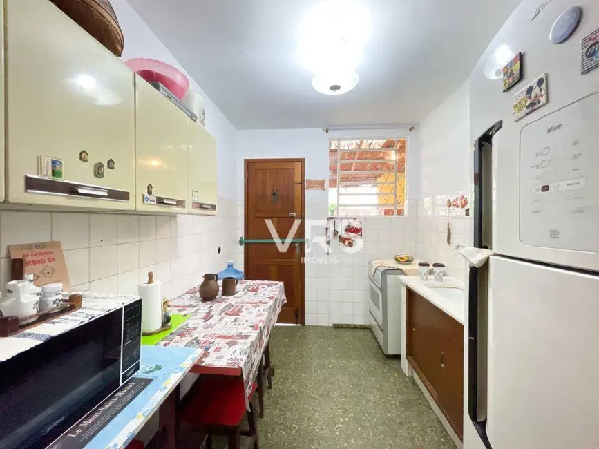 Casa com 3 quartos à venda, 346m2 em Vale do Paraíso, Teresopolis - RJ - imagem 6 Foto 6 de Casa com 3 quartos à venda, 346m2 em Vale do Paraíso, Teresopolis - RJ