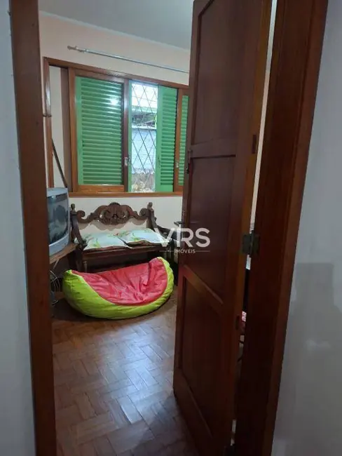 Foto 5 de Casa com 3 quartos à venda, 346m2 em Vale do Paraíso, Teresopolis - RJ