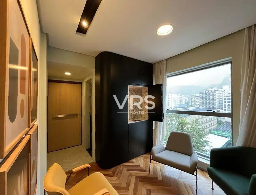 Foto 3 de Sala Comercial à venda, 29m2 em Várzea, Teresopolis - RJ