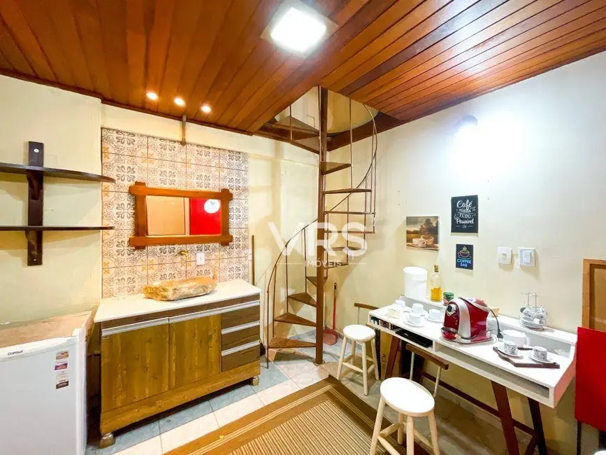 Foto 4 de Loja à venda, 10m2 em Alto, Teresopolis - RJ
