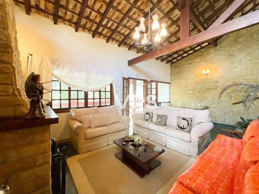 Casa com 3 quartos à venda, 1000m2 em Parque do Imbui, Teresopolis - RJ - imagem 5 Foto 5 de Casa com 3 quartos à venda, 1000m2 em Parque do Imbui, Teresopolis - RJ