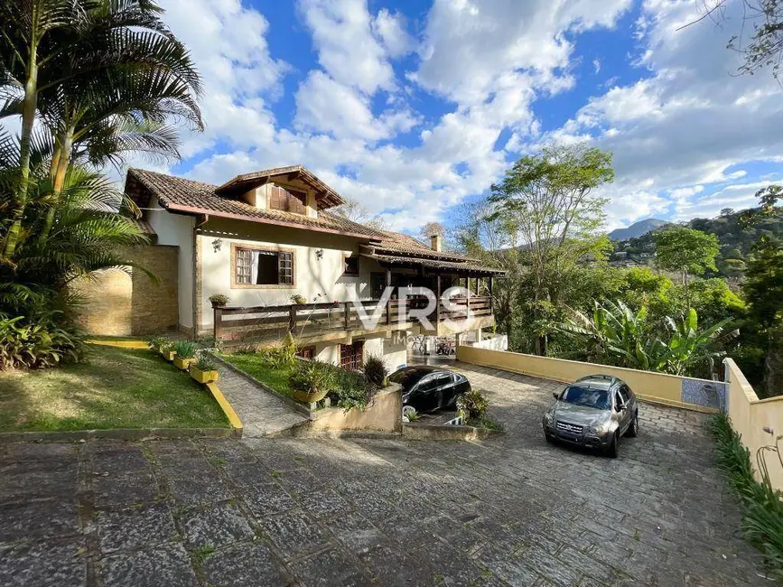 Casa com 3 quartos à venda, 1000m2 em Parque do Imbui, Teresopolis - RJ - imagem 2 Foto 2 de Casa com 3 quartos à venda, 1000m2 em Parque do Imbui, Teresopolis - RJ