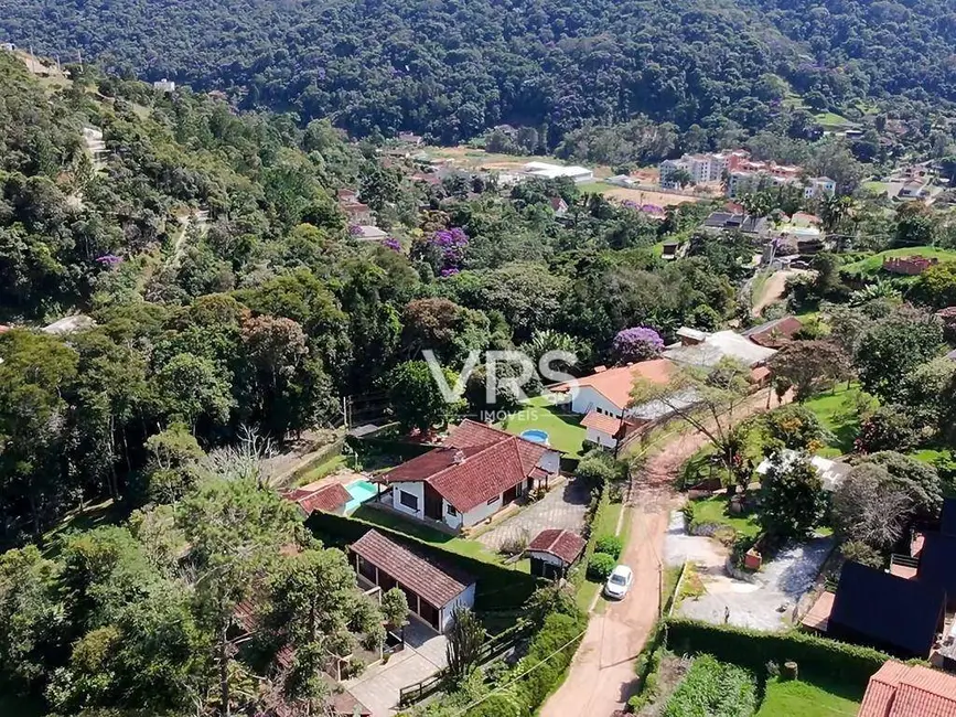 Foto 2 de Casa com 3 quartos à venda, 1030m2 em Albuquerque, Teresopolis - RJ