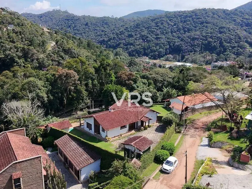 Foto 3 de Casa com 3 quartos à venda, 1030m2 em Albuquerque, Teresopolis - RJ