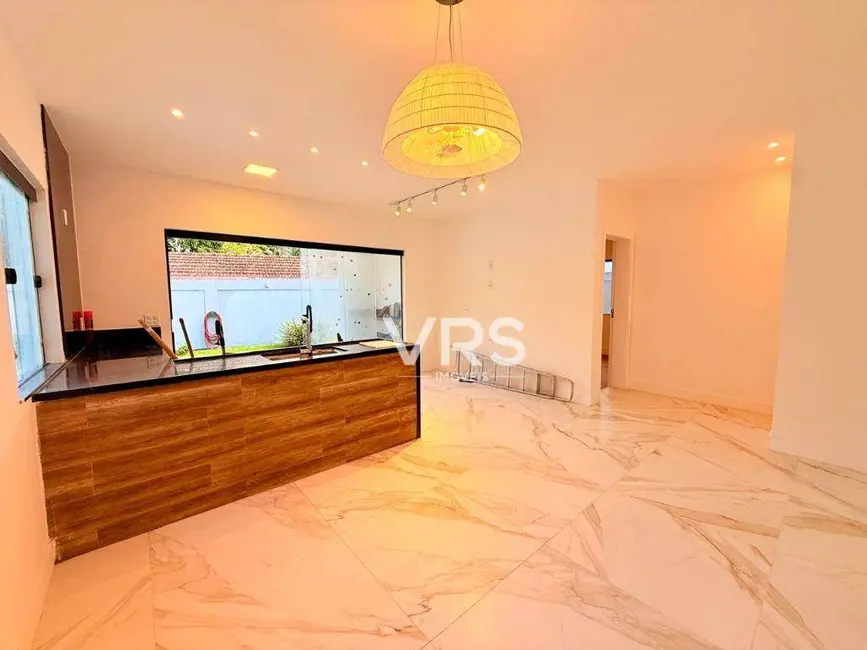 Foto 5 de Casa de Condomínio com 3 quartos à venda, 388m2 em Albuquerque, Teresopolis - RJ