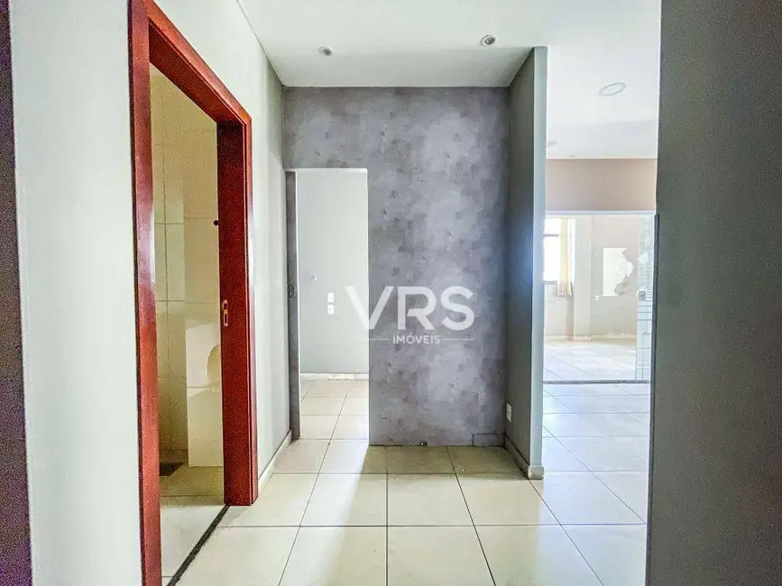 Foto 9 de Sala Comercial para alugar, 92m2 em Várzea, Teresopolis - RJ