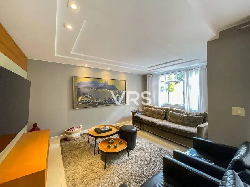 Foto 2 de Casa de Condomínio com 3 quartos à venda, 200m2 em Bom Retiro, Teresopolis - RJ