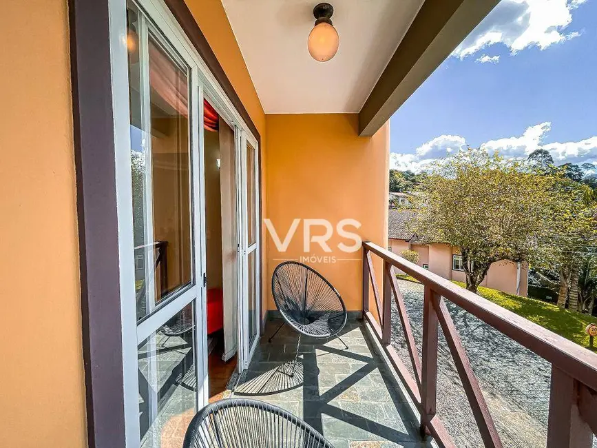 Casa de Condomínio com 3 quartos à venda, 200m2 em Bom Retiro, Teresopolis - RJ - imagem 8 Foto 8 de Casa de Condomínio com 3 quartos à venda, 200m2 em Bom Retiro, Teresopolis - RJ