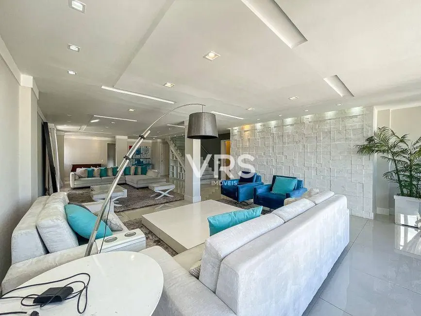 Foto 7 de Cobertura com 3 quartos para alugar, 505m2 em Agriões, Teresopolis - RJ