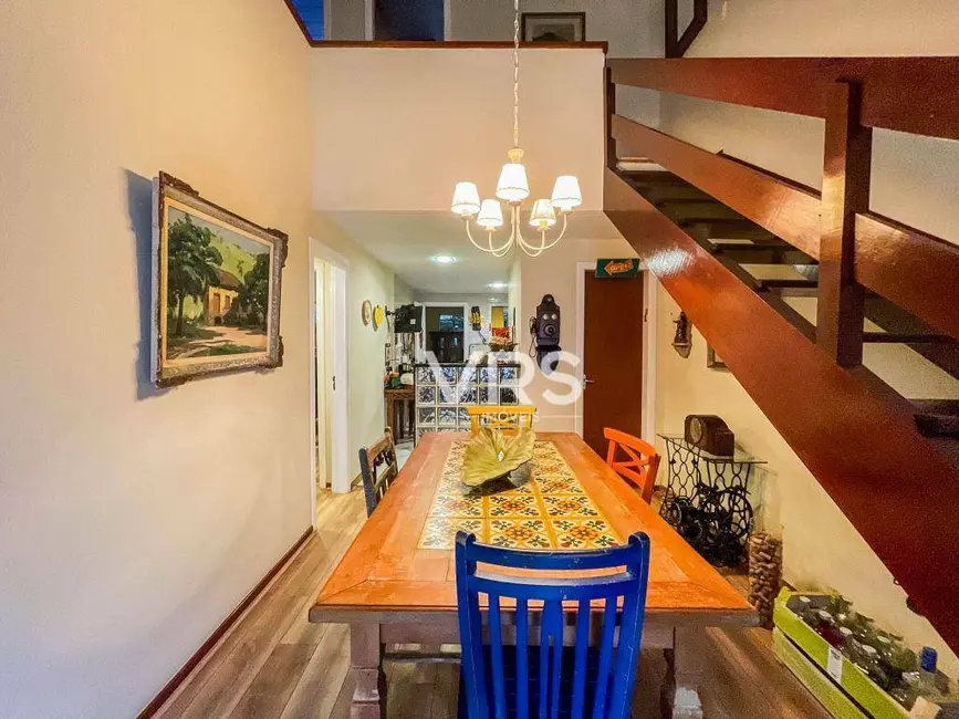 Foto 7 de Casa de Condomínio com 3 quartos à venda, 76m2 em Granja Guarani, Teresopolis - RJ