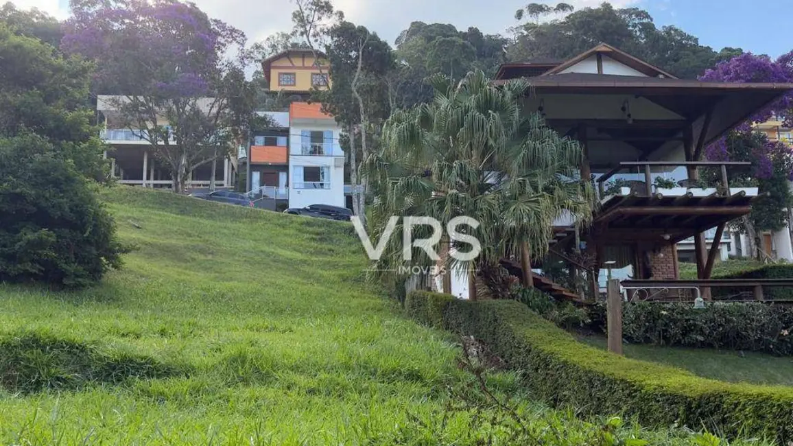 Foto 1 de Terreno / Lote à venda, 242m2 em Vargem Grande, Teresopolis - RJ