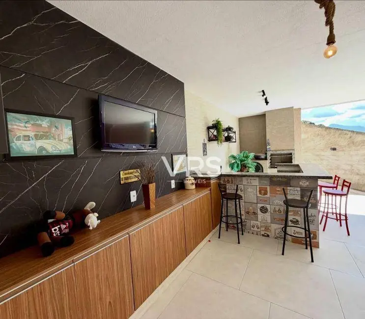 Foto 4 de Casa de Condomínio com 4 quartos à venda, 400m2 em Tijuca, Teresopolis - RJ
