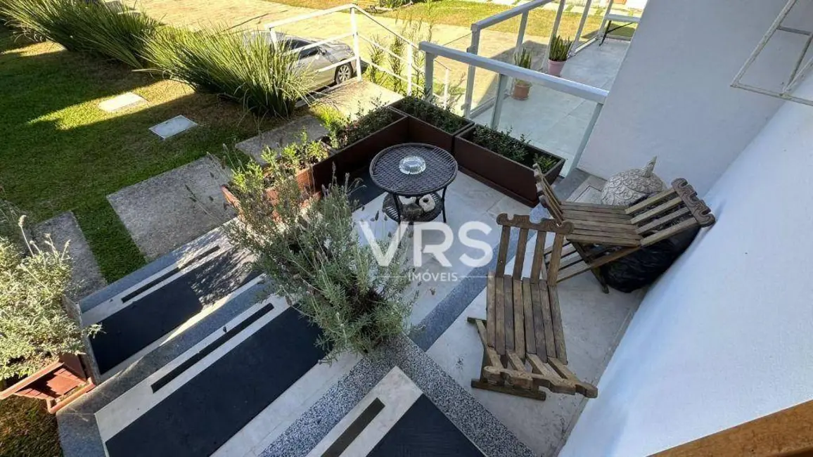 Foto 5 de Casa de Condomínio com 3 quartos à venda, 3350m2 em Cascata do Imbuí, Teresopolis - RJ