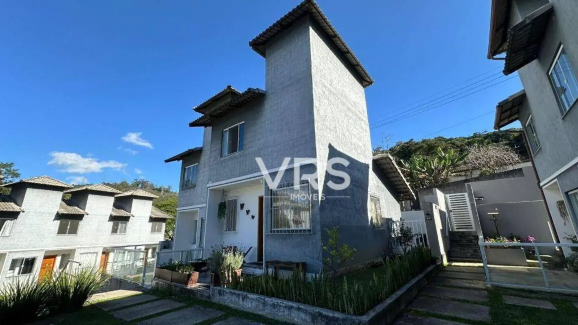 Foto 3 de Casa de Condomínio com 3 quartos à venda, 3350m2 em Cascata do Imbuí, Teresopolis - RJ