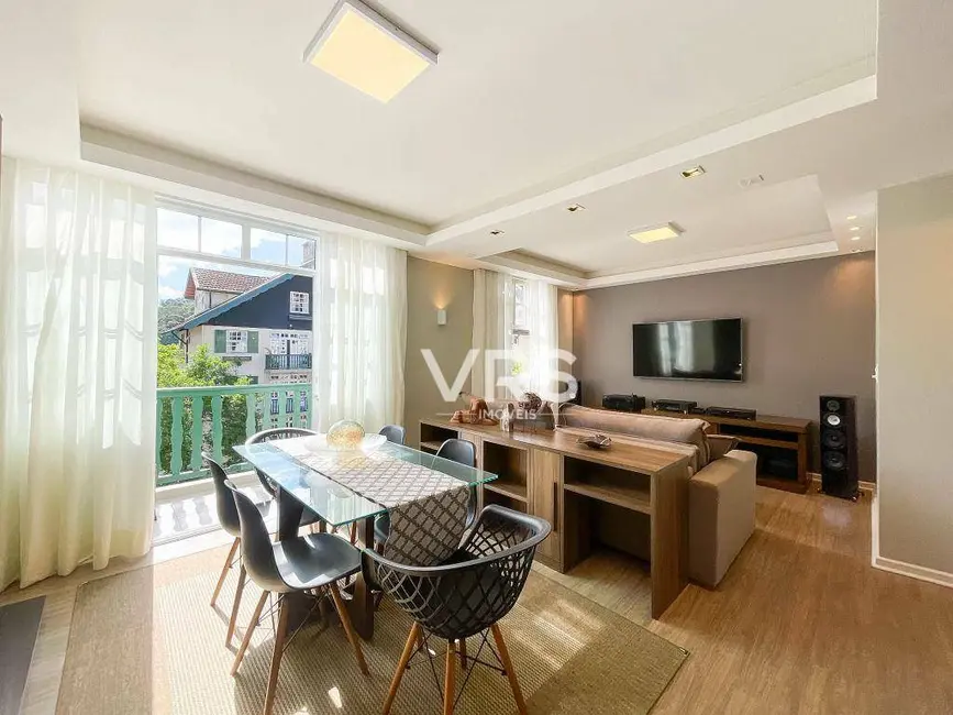 Apartamento com 3 quartos à venda, 84m2 em Várzea, Teresopolis - RJ - imagem 1 Foto 1 de Apartamento com 3 quartos à venda, 84m2 em Várzea, Teresopolis - RJ