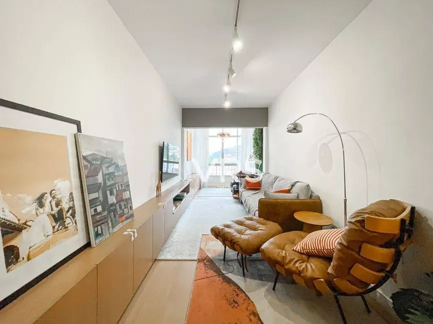 Foto 1 de Apartamento com 1 quarto à venda, 59m2 em Várzea, Teresopolis - RJ