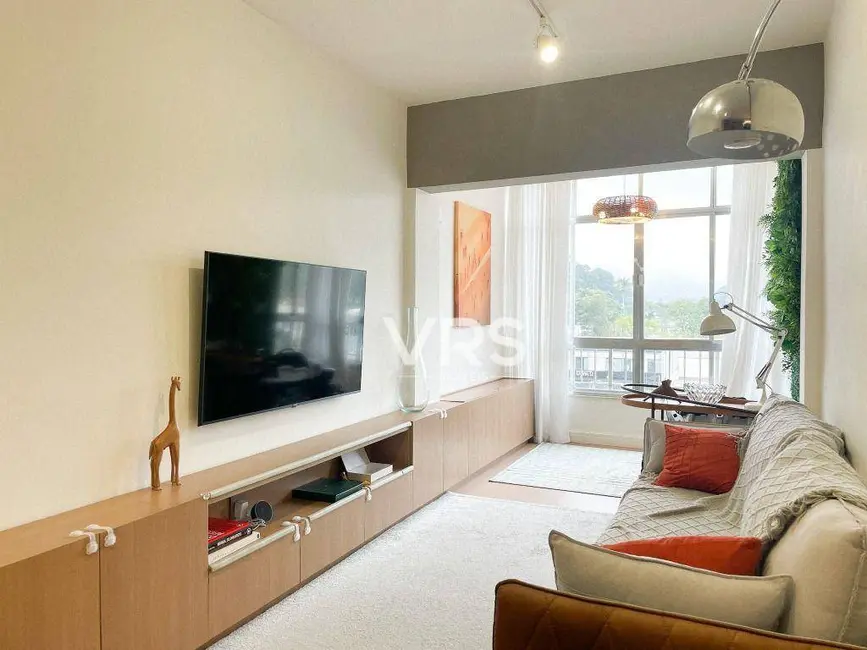 Foto 2 de Apartamento com 1 quarto à venda, 59m2 em Várzea, Teresopolis - RJ