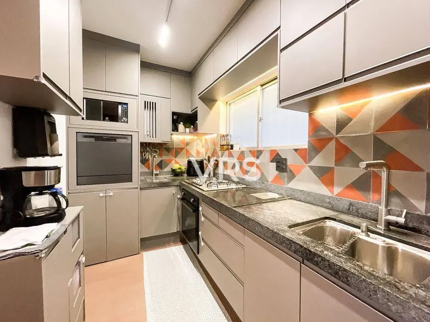 Foto 6 de Apartamento com 1 quarto à venda, 59m2 em Várzea, Teresopolis - RJ