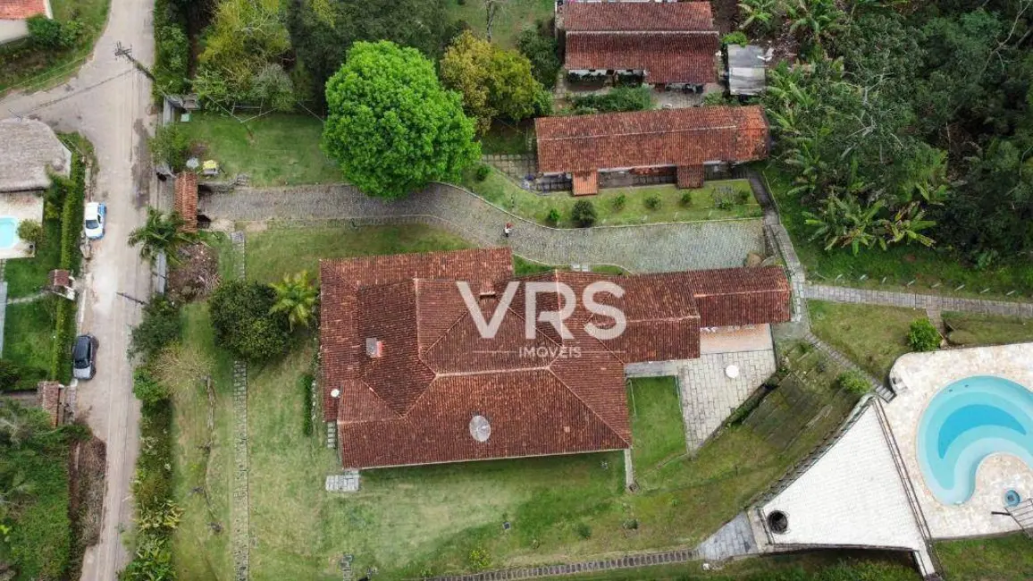 Foto 1 de Casa com 10 quartos à venda, 5640m2 em Albuquerque, Teresopolis - RJ