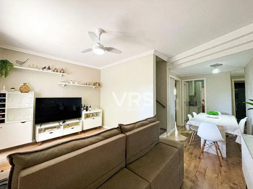 Casa de Condomínio com 3 quartos à venda, 50m2 em Taumaturgo, Teresopolis - RJ - imagem 1 Foto 1 de Casa de Condomínio com 3 quartos à venda, 50m2 em Taumaturgo, Teresopolis - RJ