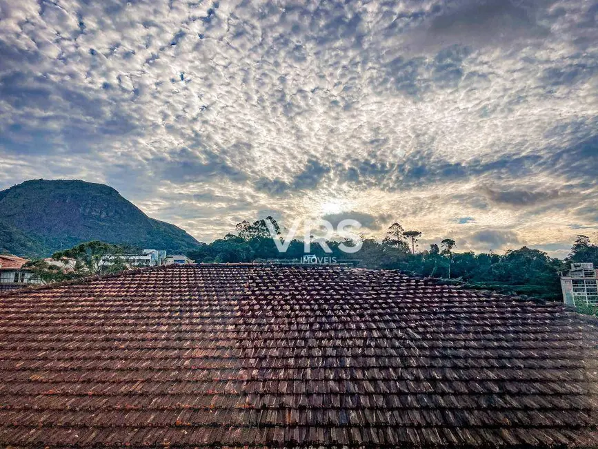 Apartamento com 1 quarto à venda, 35m2 em Cascata Guarani, Teresopolis - RJ - imagem 3 Foto 3 de Apartamento com 1 quarto à venda, 35m2 em Cascata Guarani, Teresopolis - RJ