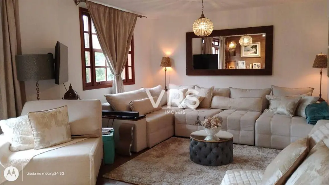 Apartamento com 3 quartos à venda, 134m2 em Albuquerque, Teresopolis - RJ - imagem 1 Foto 1 de Apartamento com 3 quartos à venda, 134m2 em Albuquerque, Teresopolis - RJ