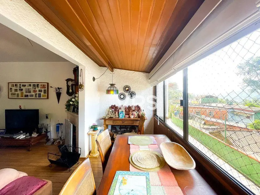 Casa de Condomínio com 3 quartos à venda, 83m2 em Soberbo, Teresopolis - RJ - imagem 5 Foto 5 de Casa de Condomínio com 3 quartos à venda, 83m2 em Soberbo, Teresopolis - RJ