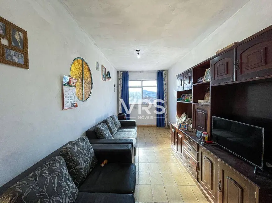 Foto 2 de Casa com 3 quartos à venda, 100m2 em São Pedro, Teresopolis - RJ