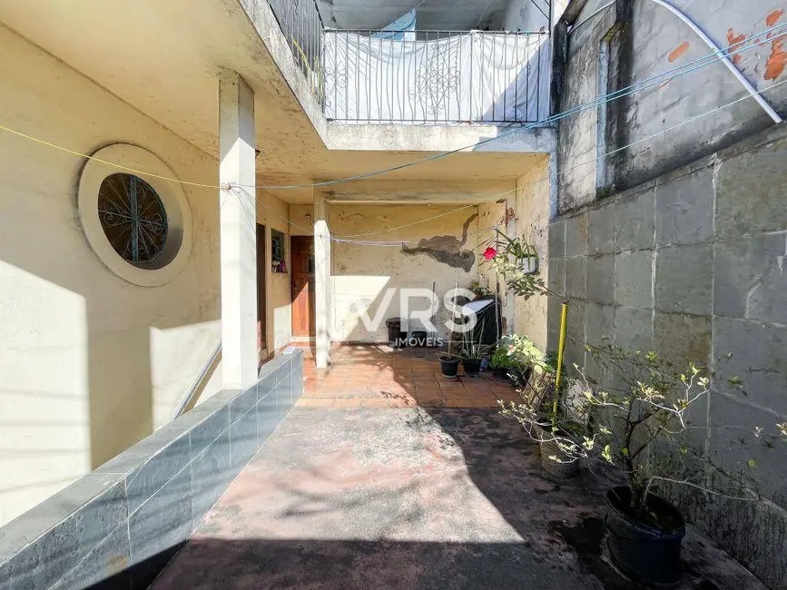 Foto 8 de Casa com 3 quartos à venda, 100m2 em São Pedro, Teresopolis - RJ
