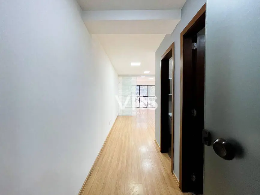 Sala Comercial para alugar, 43m2 em Várzea, Teresopolis - RJ - imagem 8 Foto 8 de Sala Comercial para alugar, 43m2 em Várzea, Teresopolis - RJ