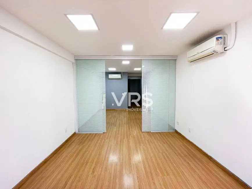 Sala Comercial para alugar, 43m2 em Várzea, Teresopolis - RJ - imagem 4 Foto 4 de Sala Comercial para alugar, 43m2 em Várzea, Teresopolis - RJ
