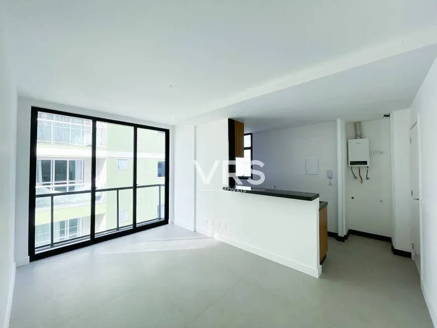 Apartamento com 1 quarto à venda, 47m2 em Alto, Teresopolis - RJ - imagem 2 Foto 2 de Apartamento com 1 quarto à venda, 47m2 em Alto, Teresopolis - RJ