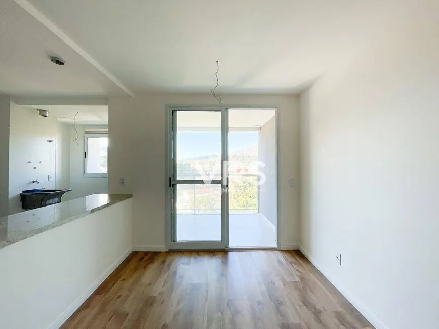 Apartamento com 2 quartos à venda, 90m2 em Agriões, Teresopolis - RJ - imagem 2 Foto 2 de Apartamento com 2 quartos à venda, 90m2 em Agriões, Teresopolis - RJ