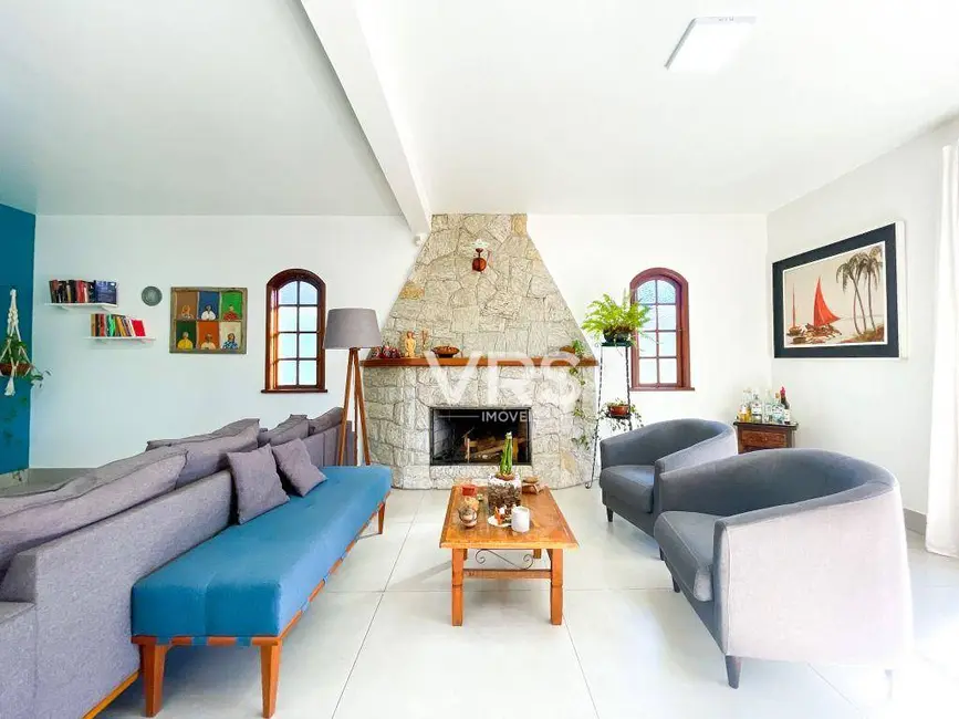 Casa com 4 quartos à venda, 485m2 em Bom Retiro, Teresopolis - RJ - imagem 8 Foto 8 de Casa com 4 quartos à venda, 485m2 em Bom Retiro, Teresopolis - RJ