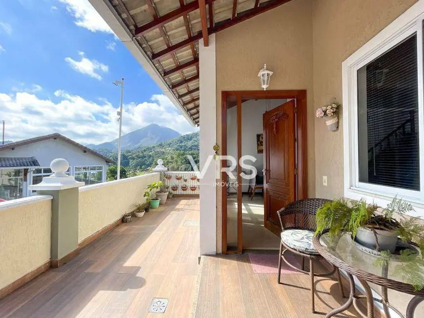 Casa de Condomínio com 3 quartos à venda, 135m2 em Bom Retiro, Teresopolis - RJ - imagem 5 Foto 5 de Casa de Condomínio com 3 quartos à venda, 135m2 em Bom Retiro, Teresopolis - RJ