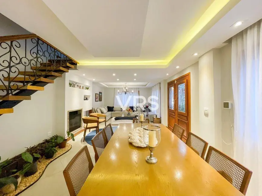 Foto 6 de Casa com 4 quartos à venda, 600m2 em Cascata dos Amores, Teresopolis - RJ