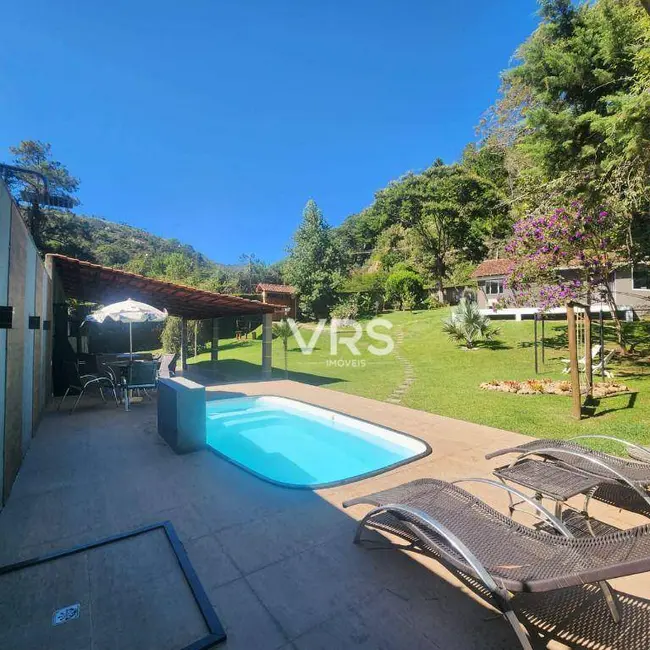 Foto 1 de Casa com 2 quartos à venda, 745m2 em Albuquerque, Teresopolis - RJ